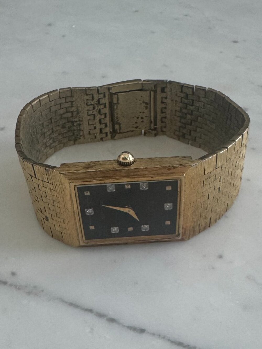 Vintage Wittnauer Gold Plated Black Dial Watch | Retro 80s Luxury Style - Picture 5 of 5